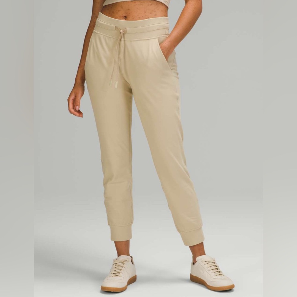 Lululemon Ready to Rulu Women's Tan/Beige Jogger Pants
